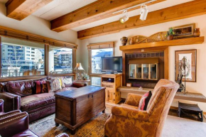 Updated 2 Br With View Of Lifts Condo